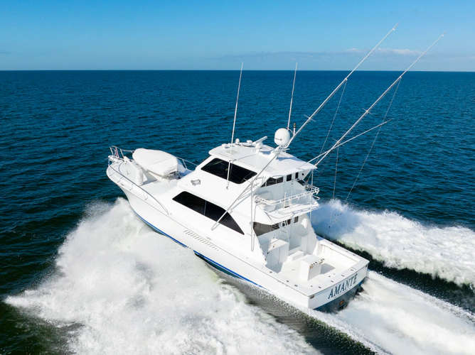 Amante Yacht Photos Pics 