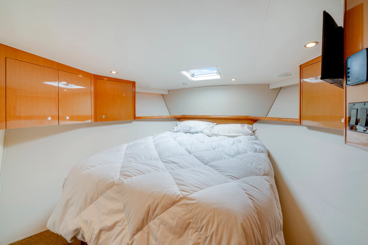 Amante Yacht Photos Pics 