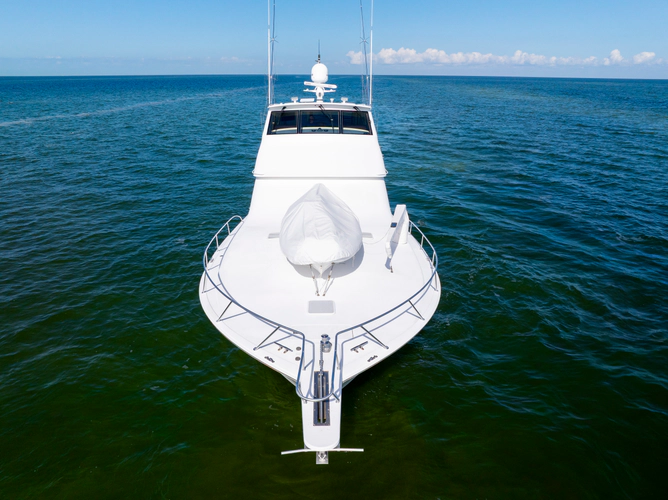 Amante Yacht Photos Pics 