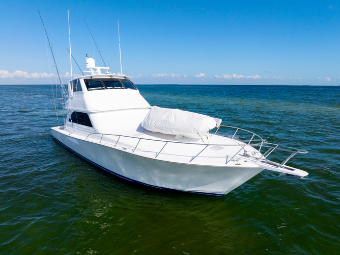 Amante Yacht Photos Pics 