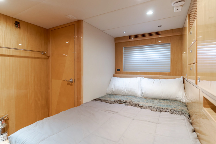 Seaquel Yacht Photos Pics 