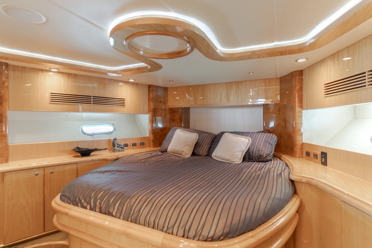 Seaquel Yacht Photos Pics 