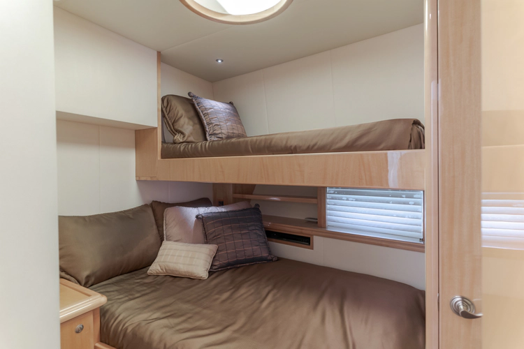 Seaquel Yacht Photos Pics 