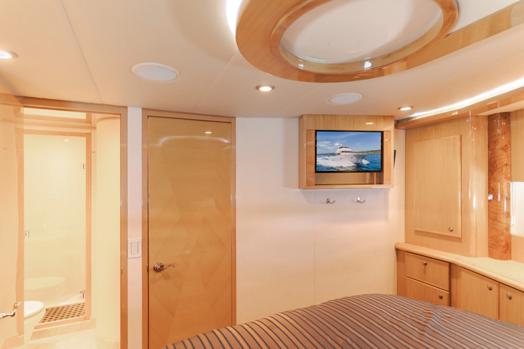 Seaquel Yacht Photos Pics 