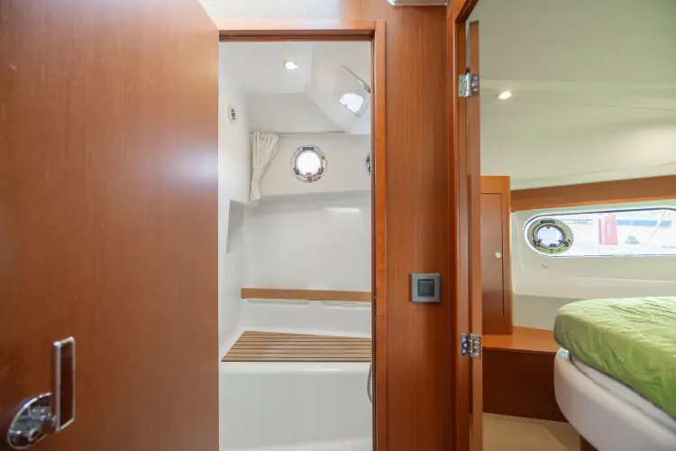 Smooth Yacht Photos Pics 