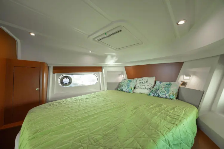 Smooth Yacht Photos Pics 