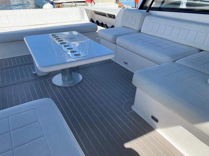 Geminis Yacht Photos Pics 