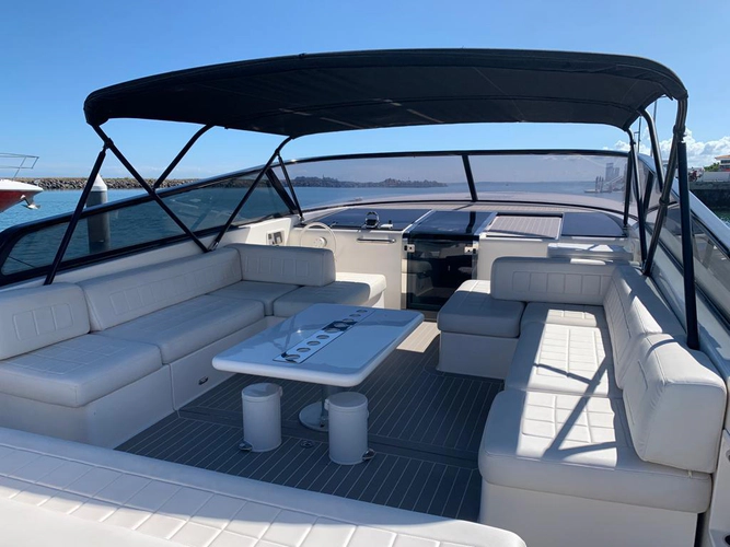 Geminis Yacht Photos Pics 