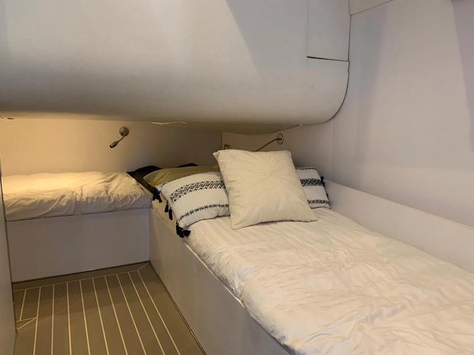Geminis Yacht Photos Pics 
