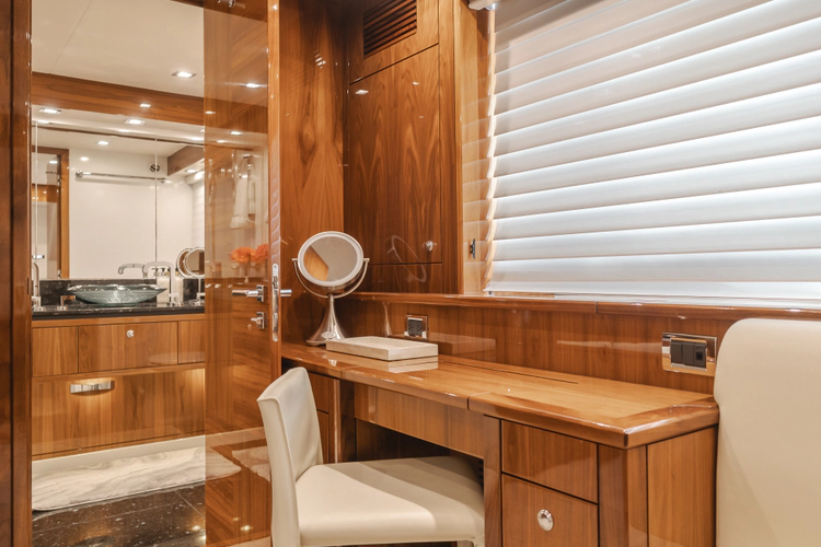 Indecent Proposal IV Yacht Photos Pics 