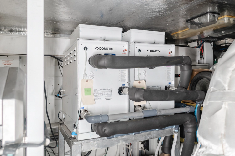 Indecent Proposal IV Yacht Photos Pics 