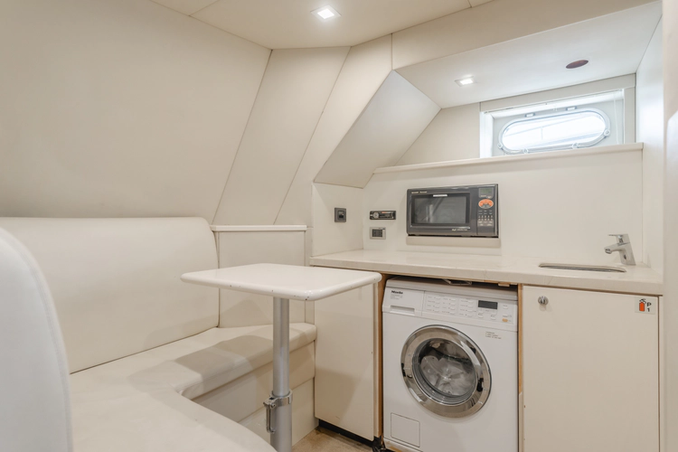 Indecent Proposal IV Yacht Photos Pics 