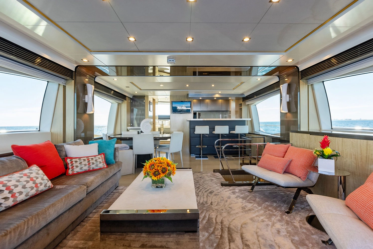 Satisfaction Yacht Photos Pics 