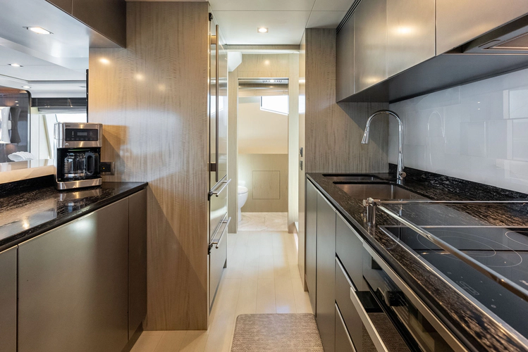 Satisfaction Yacht Photos Pics 