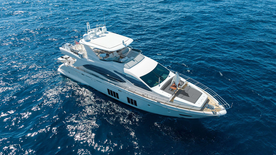 Satisfaction Yacht Photos Pics 