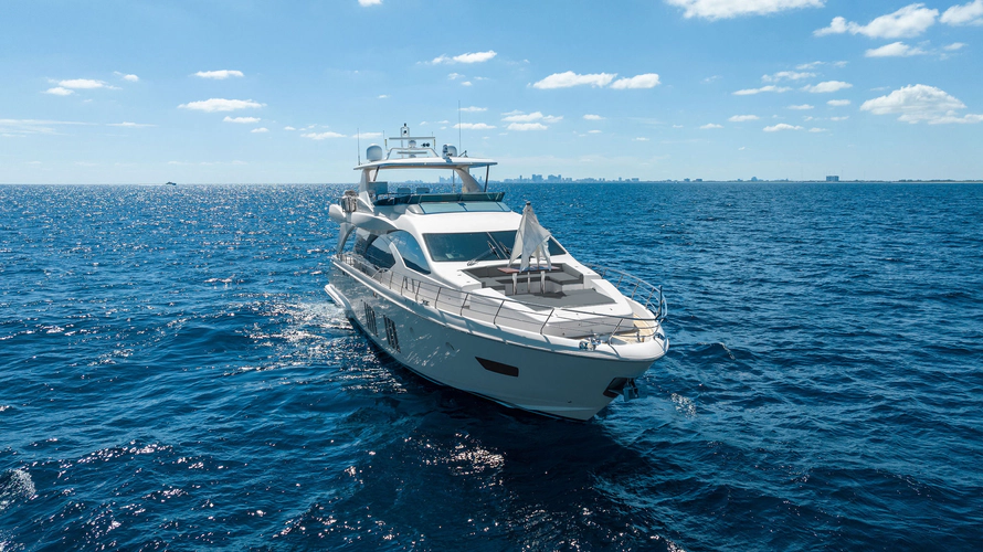 Satisfaction Yacht Photos Pics 