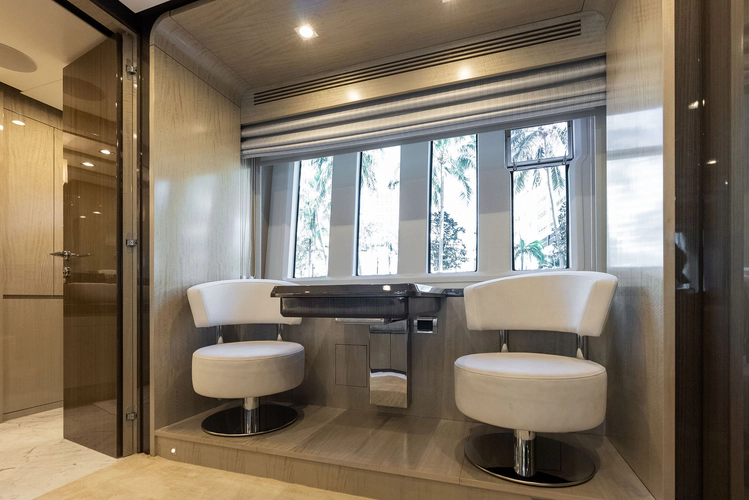 Satisfaction Yacht Photos Pics 