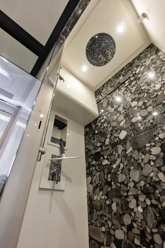 Satisfaction Yacht Photos Pics 