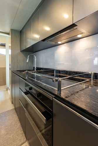 Satisfaction Yacht Photos Pics 