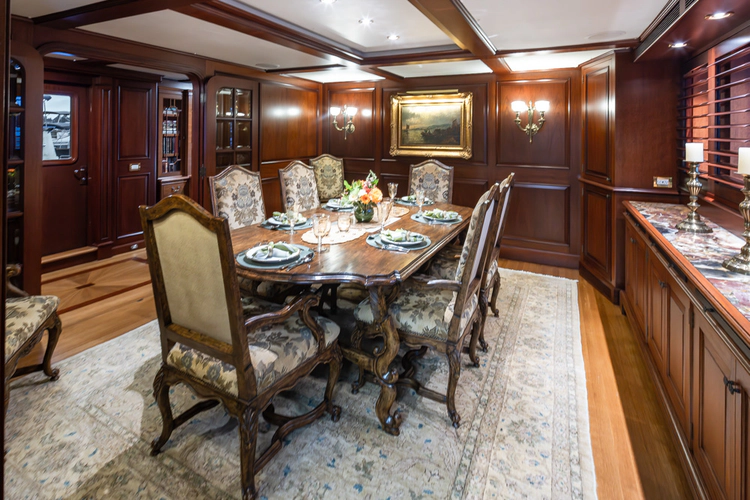 Marlinda Yacht Photos Pics 