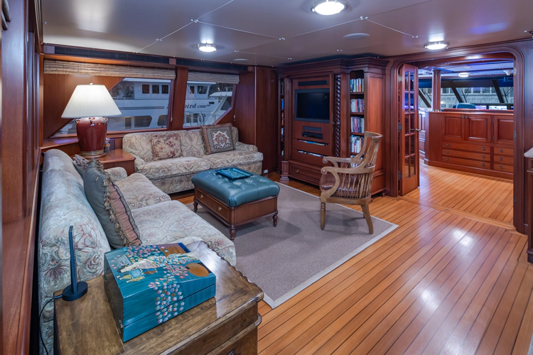 Marlinda Yacht Photos Pics 