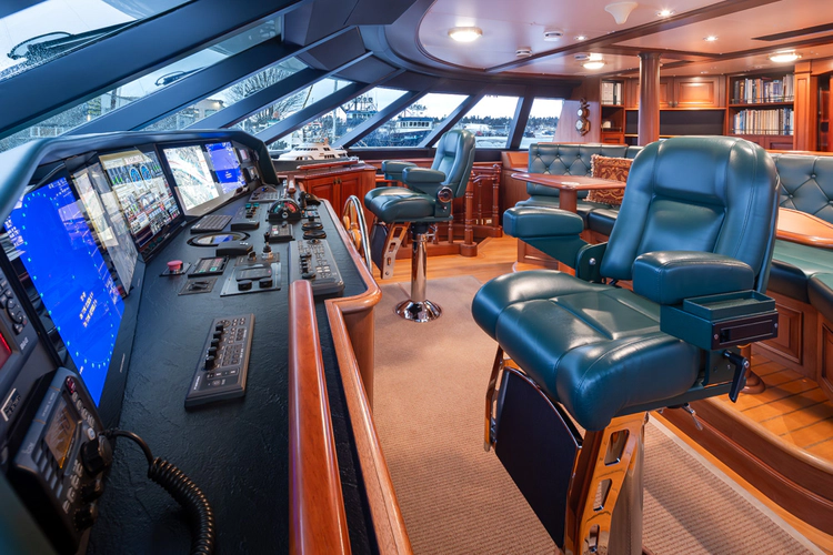 Marlinda Yacht Photos Pics 