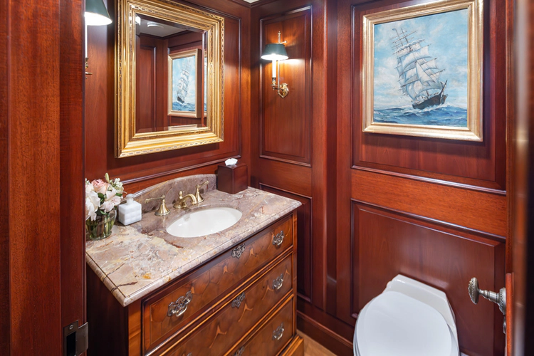 Marlinda Yacht Photos Pics 