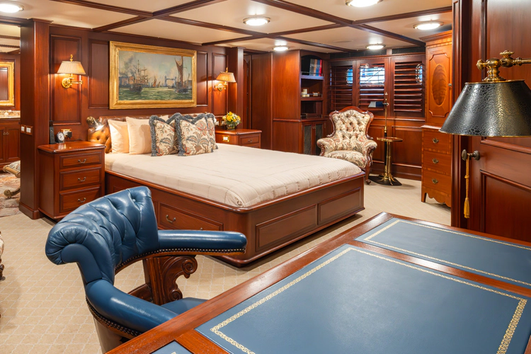 Marlinda Yacht Photos Pics 