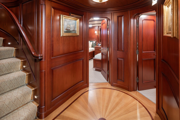 Marlinda Yacht Photos Pics 