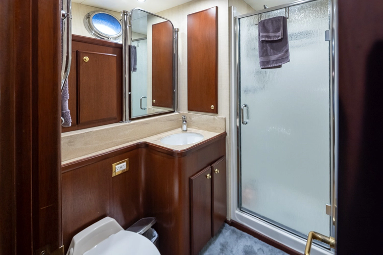 Marlinda Yacht Photos Pics 