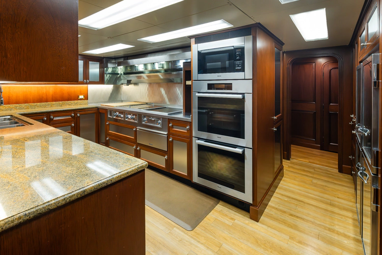 Marlinda Yacht Photos Pics 