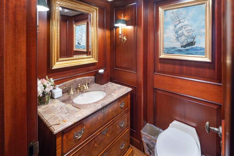 Marlinda Yacht Photos Pics 