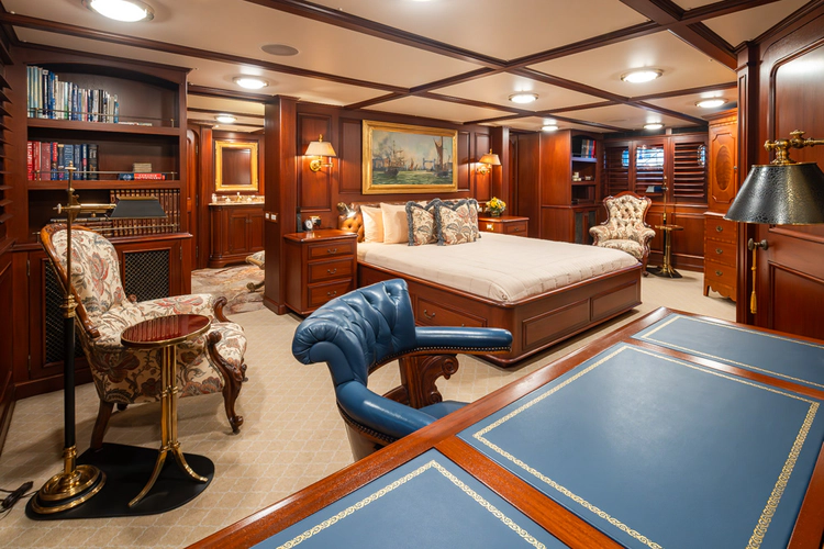 Marlinda Yacht Photos Pics 