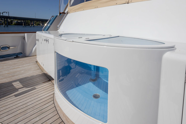 Marlinda Yacht Photos Pics 