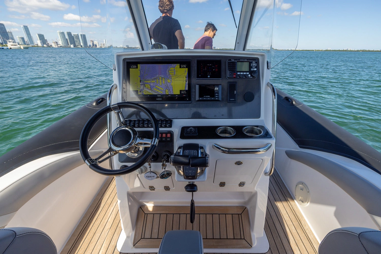 Dopamine III Yacht Photos Pics 