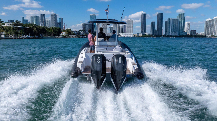 Dopamine III Yacht Photos Pics 