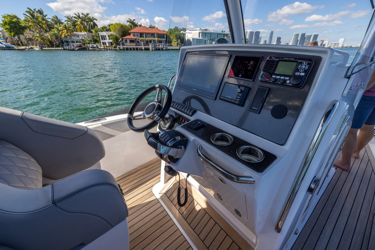 Dopamine III Yacht Photos Pics 