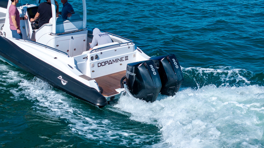 Dopamine III Yacht Photos Pics 