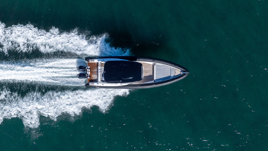 Dopamine III Yacht Photos Pics 