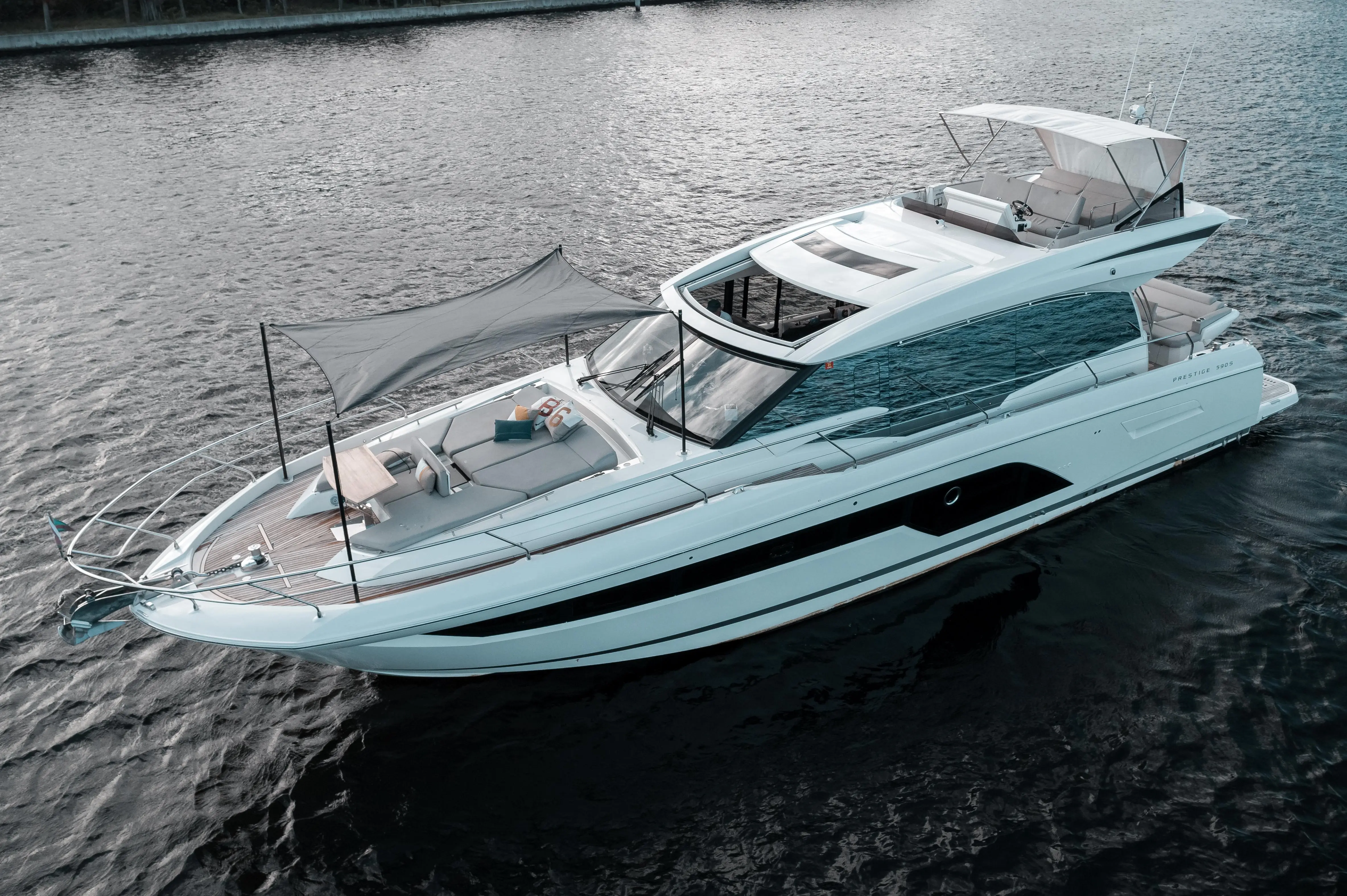 59' Prestige 590 S 2019 – Fort Lauderdale, FL