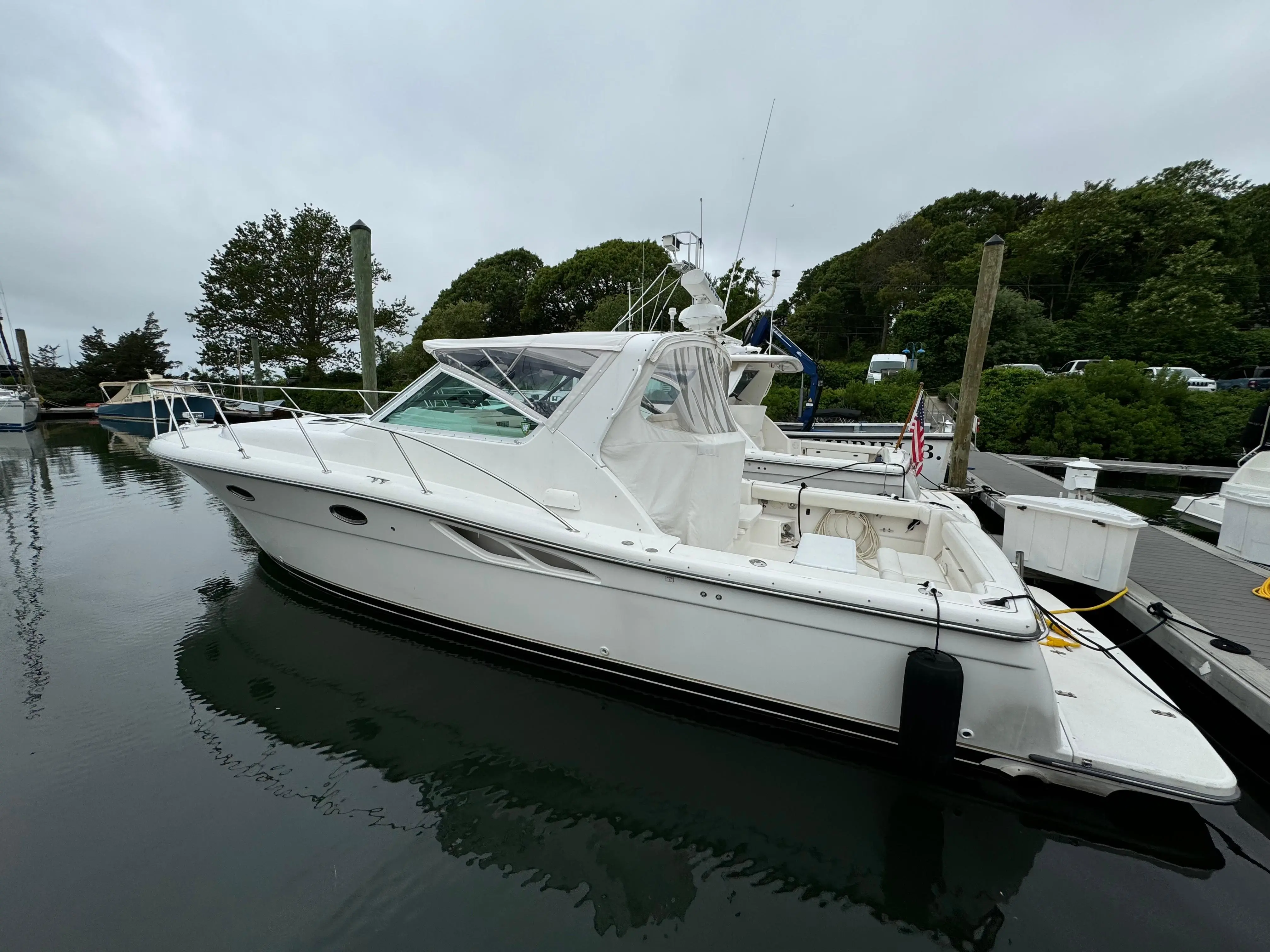 35' 2002 Tiara Yachts 3500 Express VIXEN