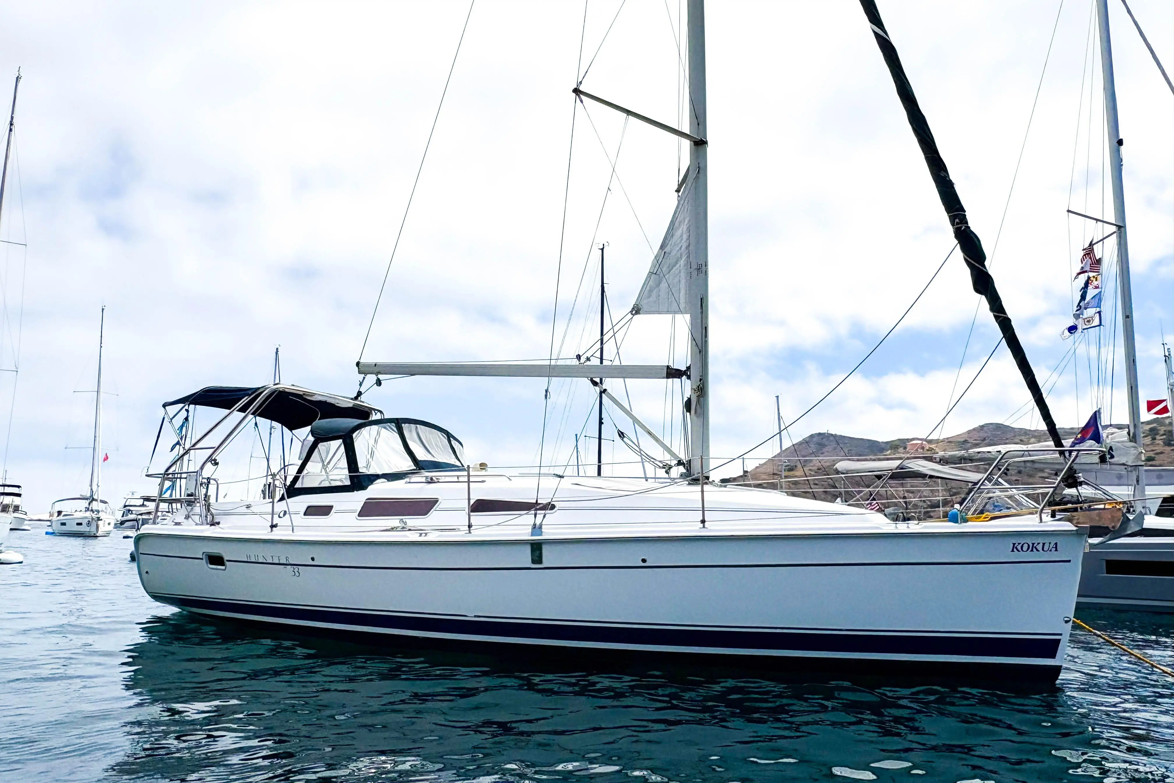 2004 Hunter 33 KOKUA