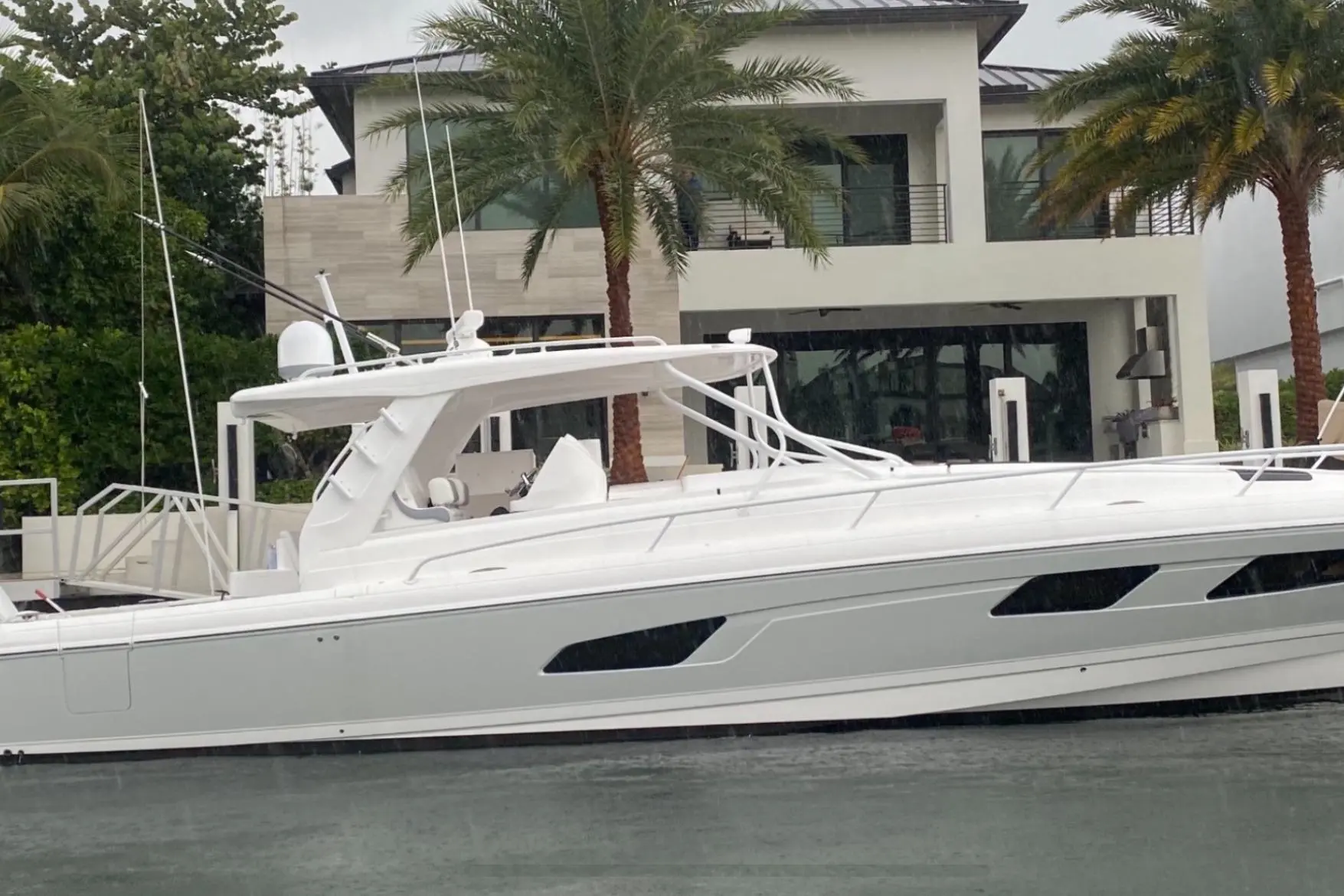 47' 2022 Intrepid 477 Evolution GARBONZO