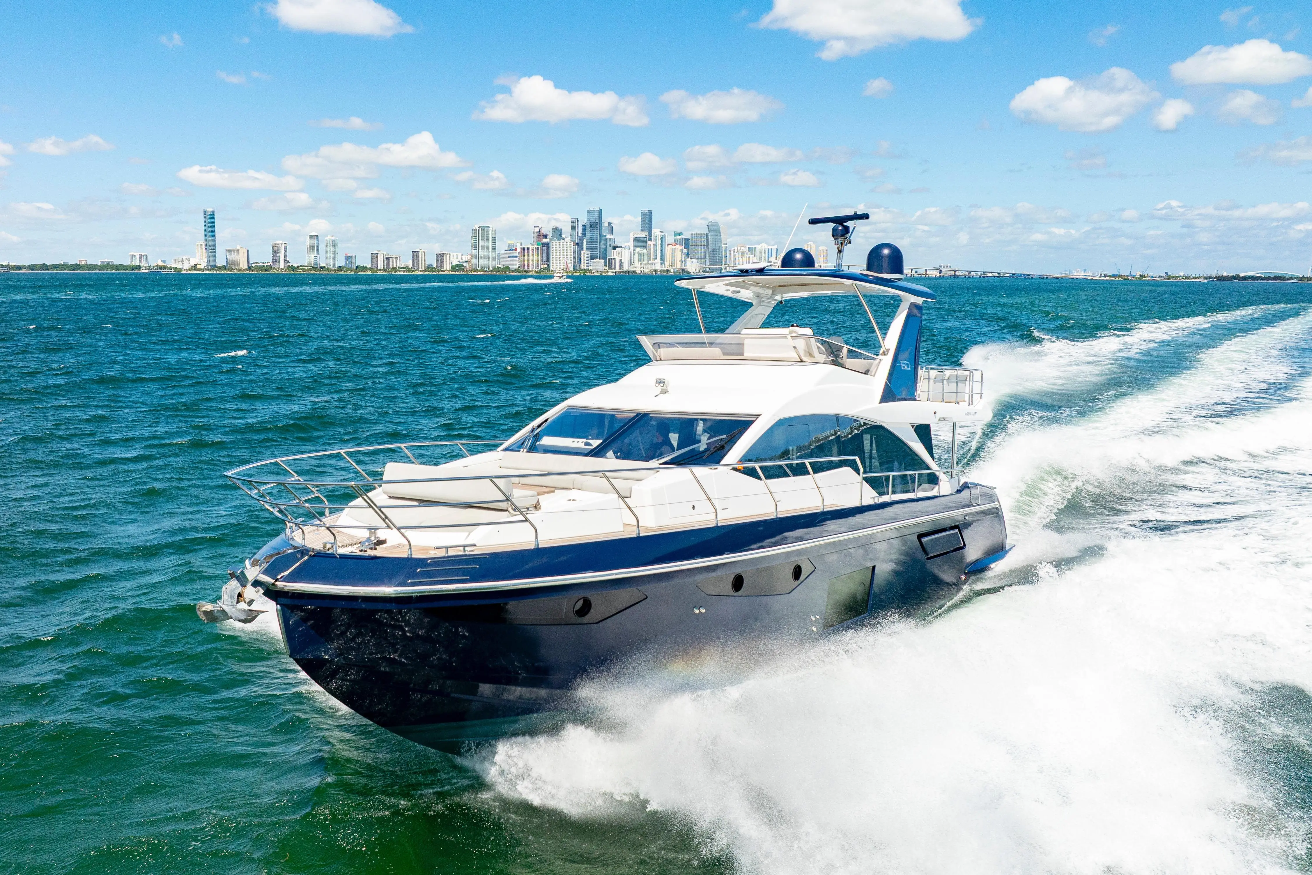 60' Azimut 60 Fly 2020 – Miami, FL
