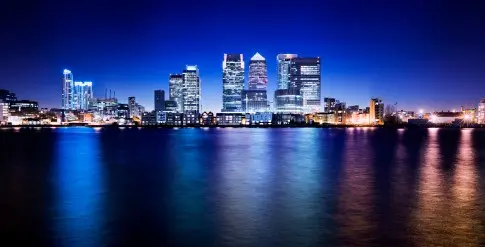 Megayacht Dockage Canary Wharf