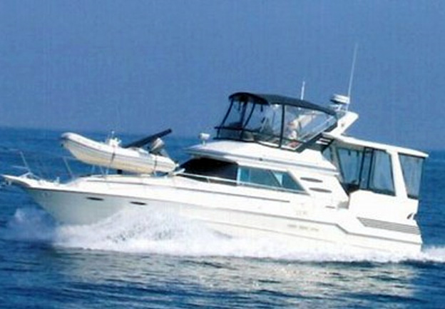 440 Sea Ray Aft Cabin Motor Yacht Review