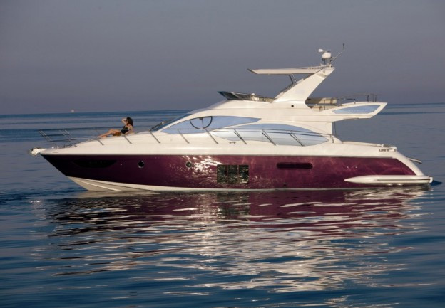 53 Azimut Fly Review