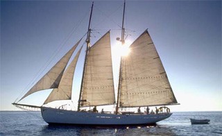 Wooden Hull Yacht Club