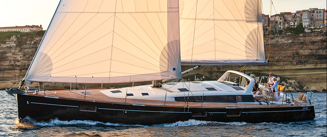 Join us as BoatTest.com takes us on a sea trial of the 2013 Beneteau Sense 55 sailboat: