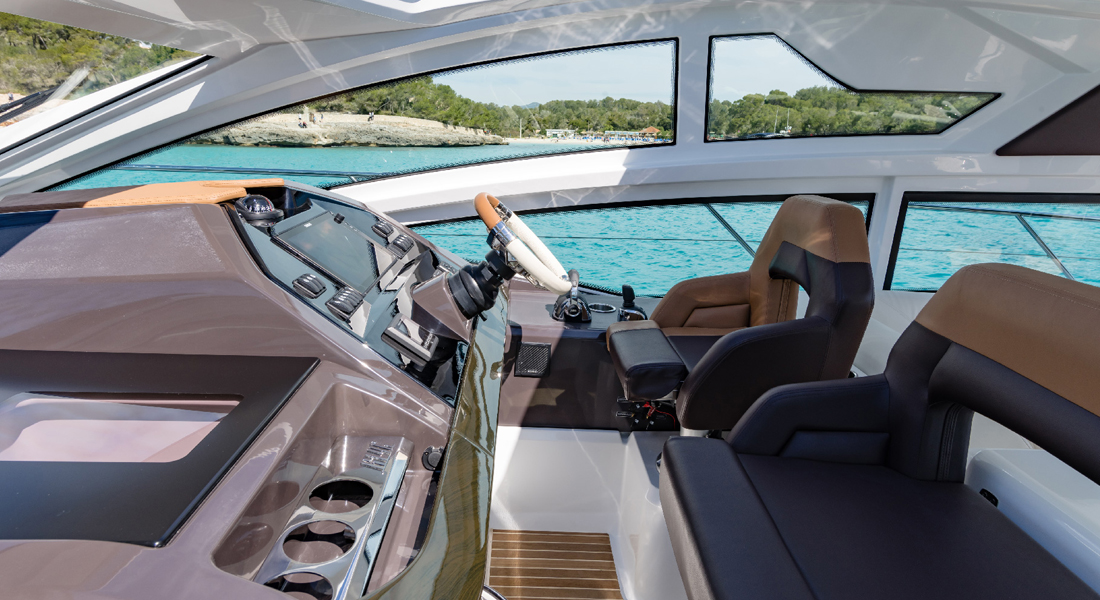 Beneteau Gran Turismo motoryacht yacht